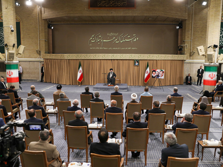 دیدار رئیس‌جمهور و اعضای هیئت دولت با رهبر انقلاب