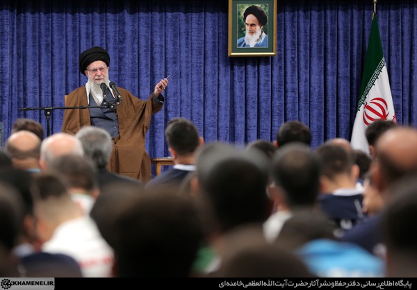 دیدار قهرمانان و مدالآوران ورزشی و المپیادهای علمی جهانی با رهبر انقلاب