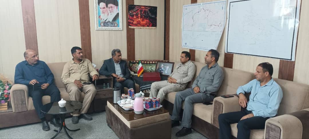 دیدار سرپرست فرمانداری بشاگرد با مدیرکل کمیته امداد استان هرمزگان