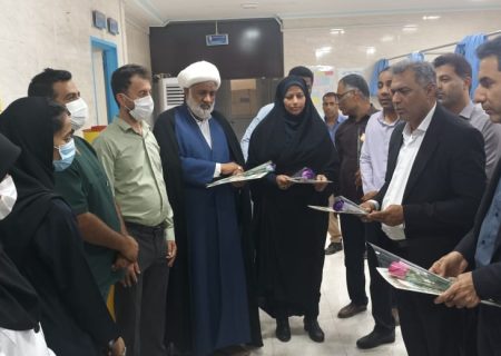 تقدیر سرپرست فرمانداری بشاگرد از پرستاران بیمارستان حضرت بقیه‌الله سردشت به مناسبت روز پرستار