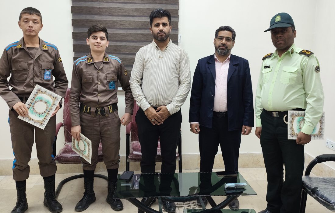 تجلیل از سربازان حوزه قضایی بشاگرد توسط بسیج حقوقدانان و وکلای شهرستان