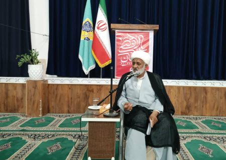 تبیین فضیلت تواضع در محفل یکشنبه‌های علوی بشاگرد توسط امام جمعه شهرستان