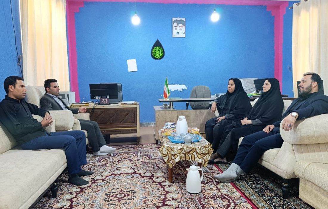 بازدید معاون آموزش متوسطه ادارهکل آموزش و پرورش از مدارس شهرستان بشاگرد