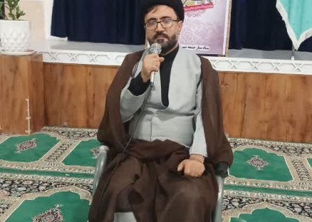 سخنرانی دکتر کاظمی در شب آخر ایام فاطمیه با حضور دانش‌آموزان، امام جمعه و مسئولان محلی