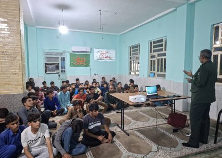 برگزاری کلاس آموزش پدافند غیرعامل در دبیرستان پسرانه دکتر حسابی بشاگرد