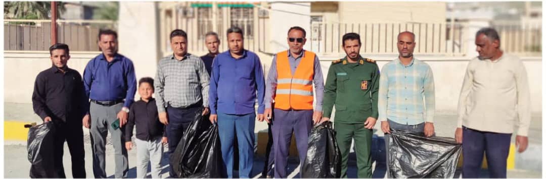 برگزاری طرح نظافت محله از مسجد با حضور مسئولان در شهر گوهران
