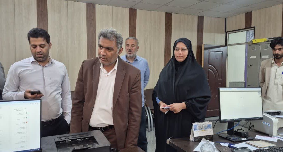 بازدید فرماندار بشاگرد از ستادهای انتخابات