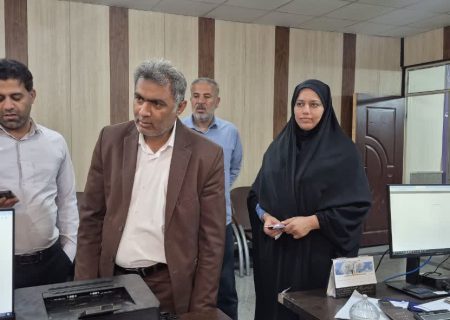 بازدید فرماندار بشاگرد از ستادهای انتخابات
